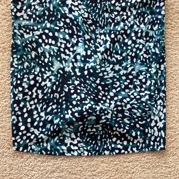 Old Navy Active Athletic Tank - Picture 3 of 7